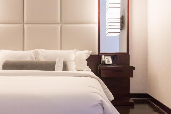 Ivy Boutique Hotel image 40